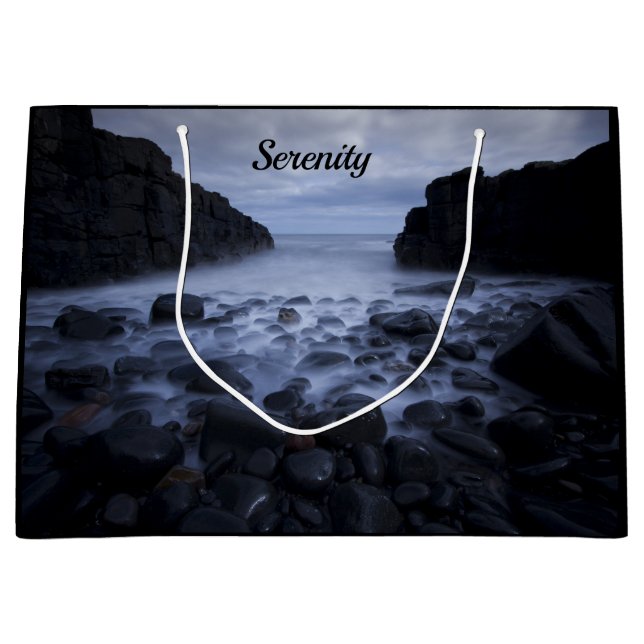 Småstarna och Sten längs havets kustlinje  (Framsidan)