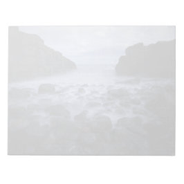 Småstarna och Sten längs havets kustlinje Anteckningsblock