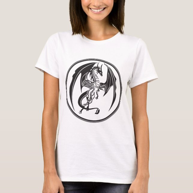 Smått dragon... t-shirt (Framsida)