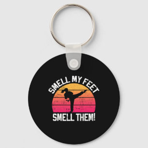Smell min feet smell dem Karate Girl Martial Arts Nyckelring