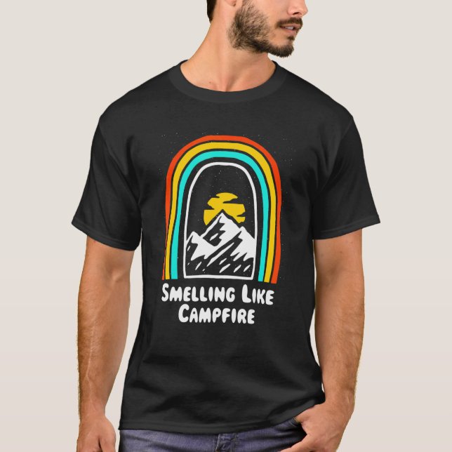 Smelling Like Campfire  Camping Humor Camper Summe T Shirt (Framsida)