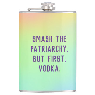 "Smeta ut patriarkin. Men först, Vodka." Fickplunta