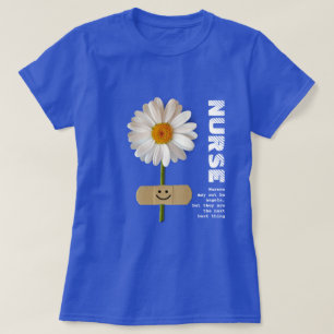 Smilande Daisy Nurse Gift T-Shirt