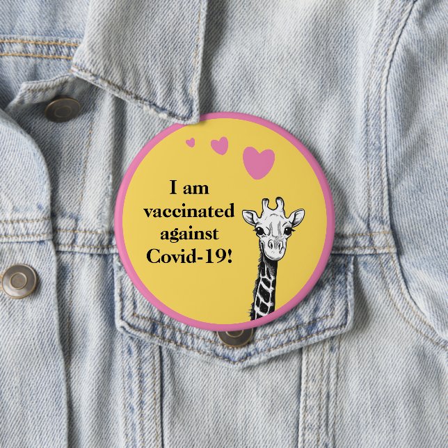 Smilande Giraffe jag är vaccinerad Knapp (In Situ)