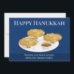 Smilda Latkes Tecknad Helgdag Hanukkah Julkort<br><div class="desc">Ett platt Hanukkah-helgdag-kort som säger "Lycklig Hanukkah" med tre leende på en skylt med äppelsås och sur grädde. Kortet innehåller också en hälsning som du kan ändra som du vill.</div>