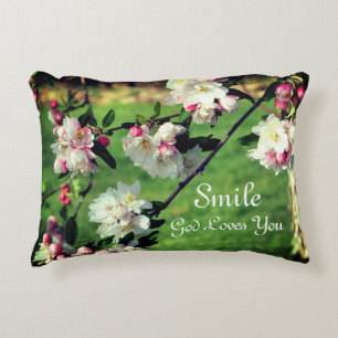 Smile God Kärlek Blommar inspirerande Prydnadskudde