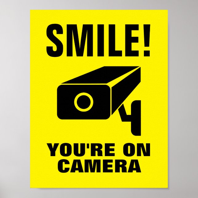 Smiles du är på kamerans roliga säkerhetsvideoklip poster (Framsidan)