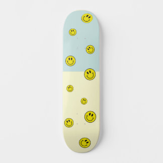 Smiley Bear glad ansikte skateboard