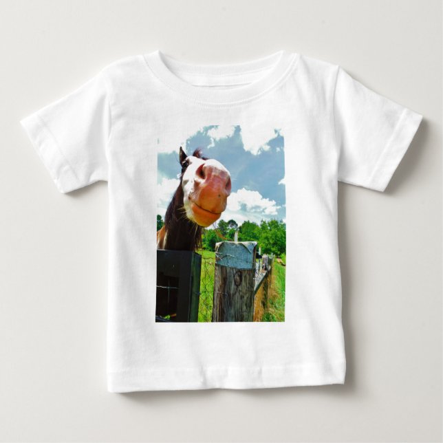 Smiling Horse Tee Shirt (Framsida)