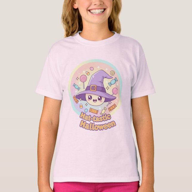 Smiling Witch Hat Halloween T-Shirt - Cute Tee (Framsida)