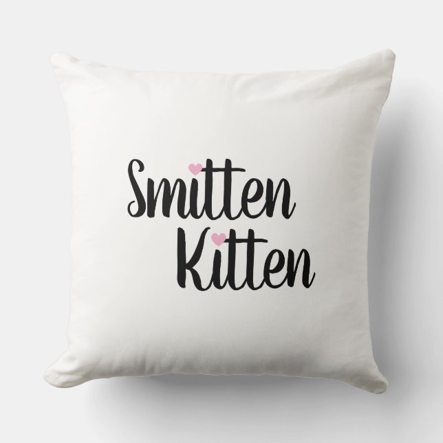 Smitten Kitten Cute Valentine’s Day Kudde (Framsida)