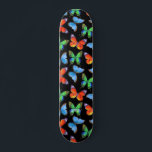 Smör på Black & Namn eller Text Mini Skateboard Bräda 18,5 Cm<br><div class="desc">Med den här unika fjärilen på skateboard för svart utskrift. Fyll i med ditt namn eller din text.</div>