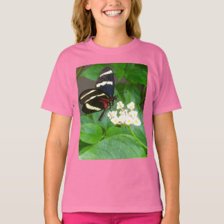 Smörfjäril på blommor t-shirt
