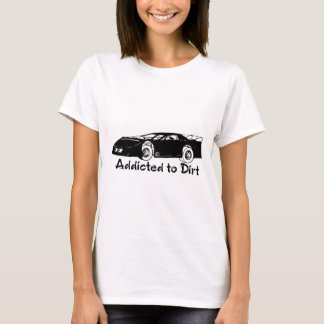 Smuts modellerar sent tee shirt