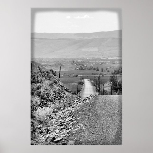 Smutsad väg tillbaka till stan.. poster (Framsidan)