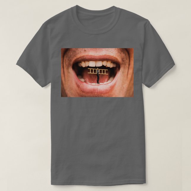 Smutsigt arbete t shirt (Design framsida)