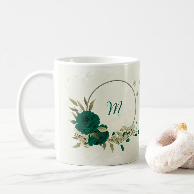 smyragrona beige blommor kaffemugg (Med munk)