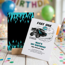 Snabb Ett Racingbil Gasser 1-årsdag