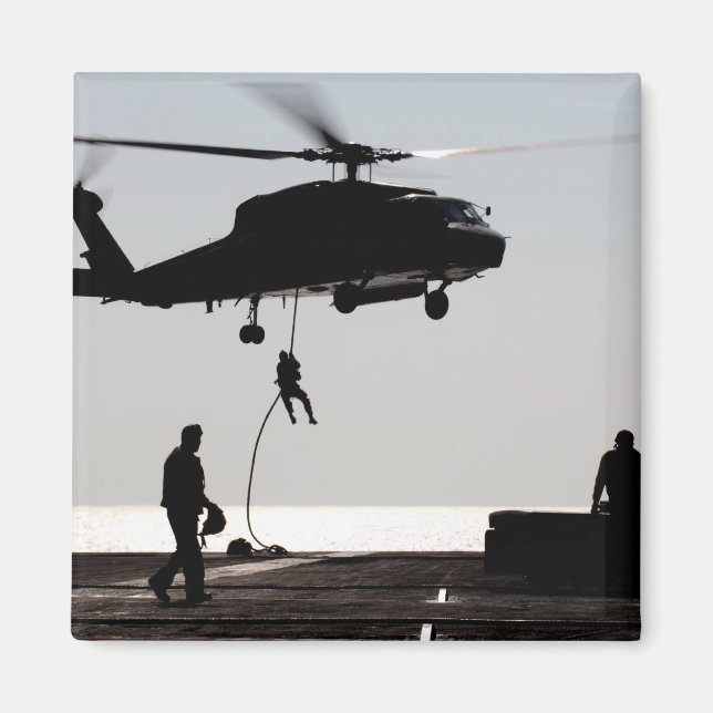 Snabb upplinning av personal från en SH-60F Magnet (Framsidan)