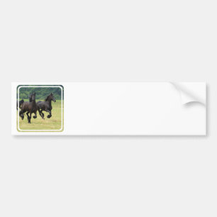 Snabbt växande Friesianhästbildekal Bildekal
