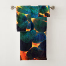 Snäcka av ostron med flammande vulkaniska lava ell