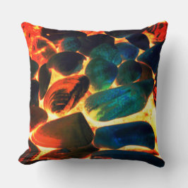 Snäcka av ostron med röd hett vulkaniskt lava elle kudde