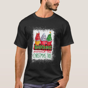 Snacking Runt Julgranens Cupcakes Blekt T Shirt