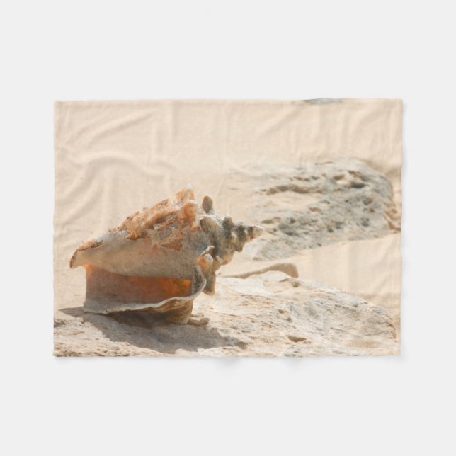 Snäckor på stranden fleecefilt (Framsidan (Horisontell))