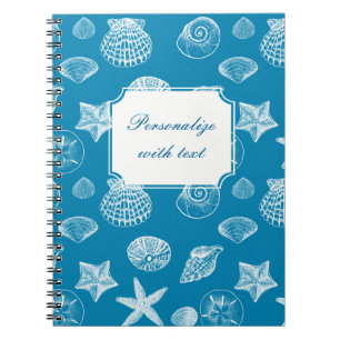 Snäckorna Aqua White vid havsviken Nautical Beach Anteckningsbok Med Spiral