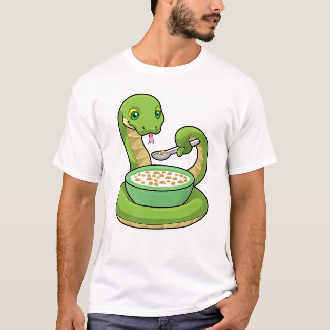 Snake at Eating with Muesli T Shirt (Framsida)