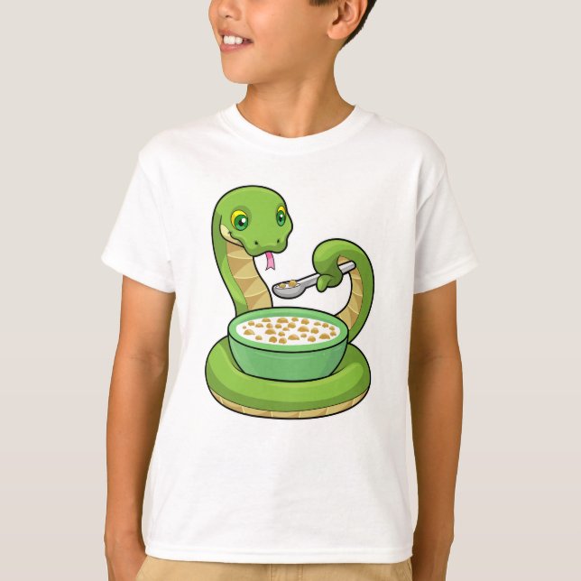 Snake at Eating with Muesli T Shirt (Framsida)