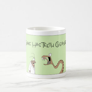 Snake Gets Teeth Cleaned Kaffemugg