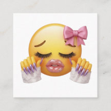 Snällig gråtande emoji med rosa slinga och naglar