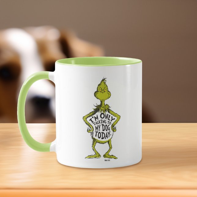 Snarky Grinch | Lustigt att jag bara pratar med mi Mugg (Mug on table)