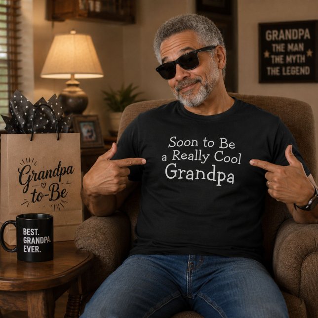 Snart Blir Farfar Graviditetspresent  T-shirt (Skapare uppladdad)