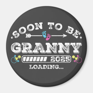 Snart blir mormor 2025 Laddningscirkel Magnet