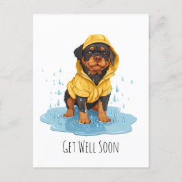 Snart frisk Rottweiler hund som bär regnrock Vykort