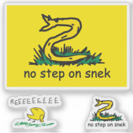 Snekright gadsden flag parodi meme no step on snek klistermärken