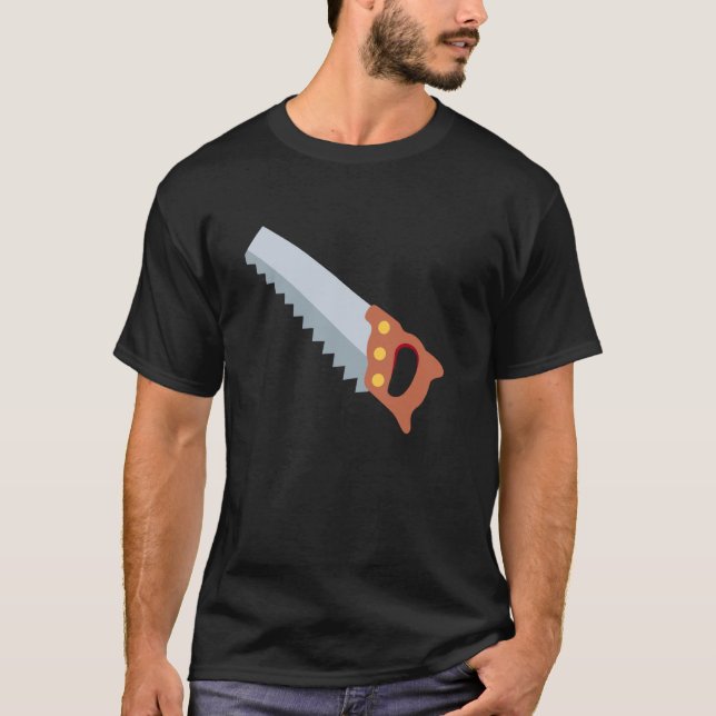 Snickarsåg T Shirt (Framsida)