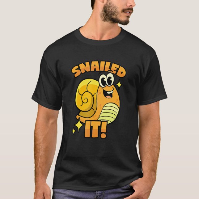 Snigel Pun T Shirt (Framsida)