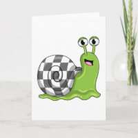 Snigel vid schack med schackbräde