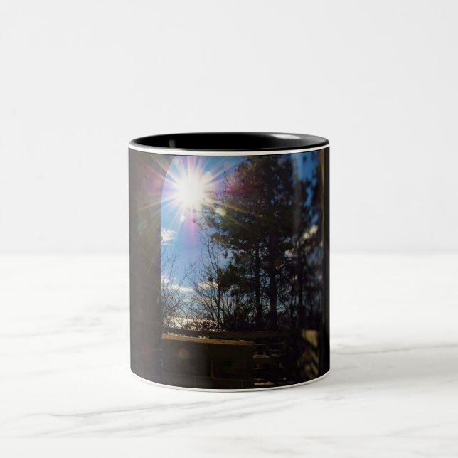 Snittfloden överbryggar den Michigan muggen Två-Tonad Mugg (Center)