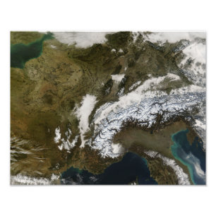 Snö, dimma och låg moln i westerna Europa Fototryck