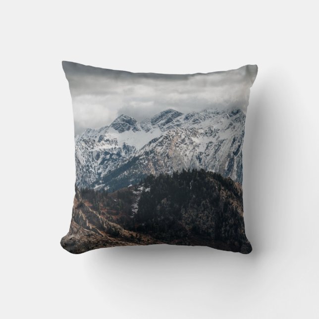SNÖ MOUNTAIN RANGE TAPET KUDDE (Framsida)