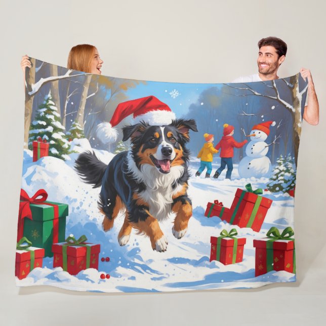 Snö-scenen i australian shepherd vid julfesten fleecefilt (På plats)