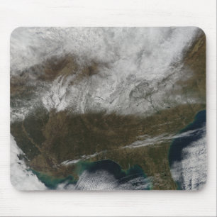 Snö täcker sträckning från nordöstra Texas Musmatta
