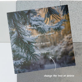 Snö-täckt gräs grenar kakelplatta