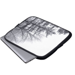 Snö-täckt Träd: Lodrät Laptop Fodral