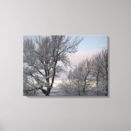 Snö täckte grenar canvastryck
