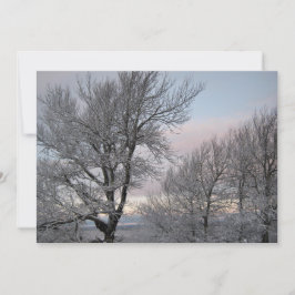 Snö täckte grenar inbjudningar